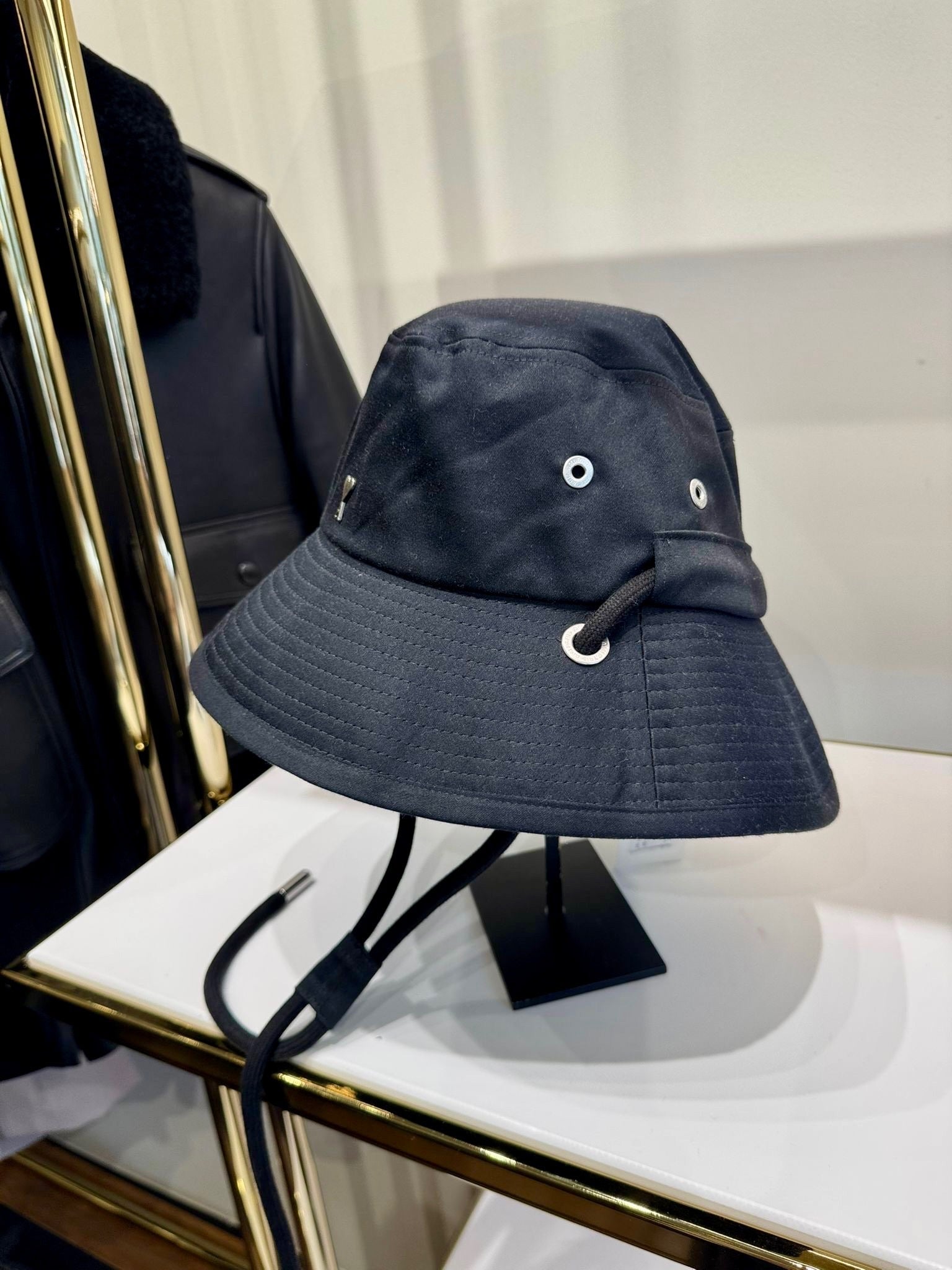 Heart Bucket hat