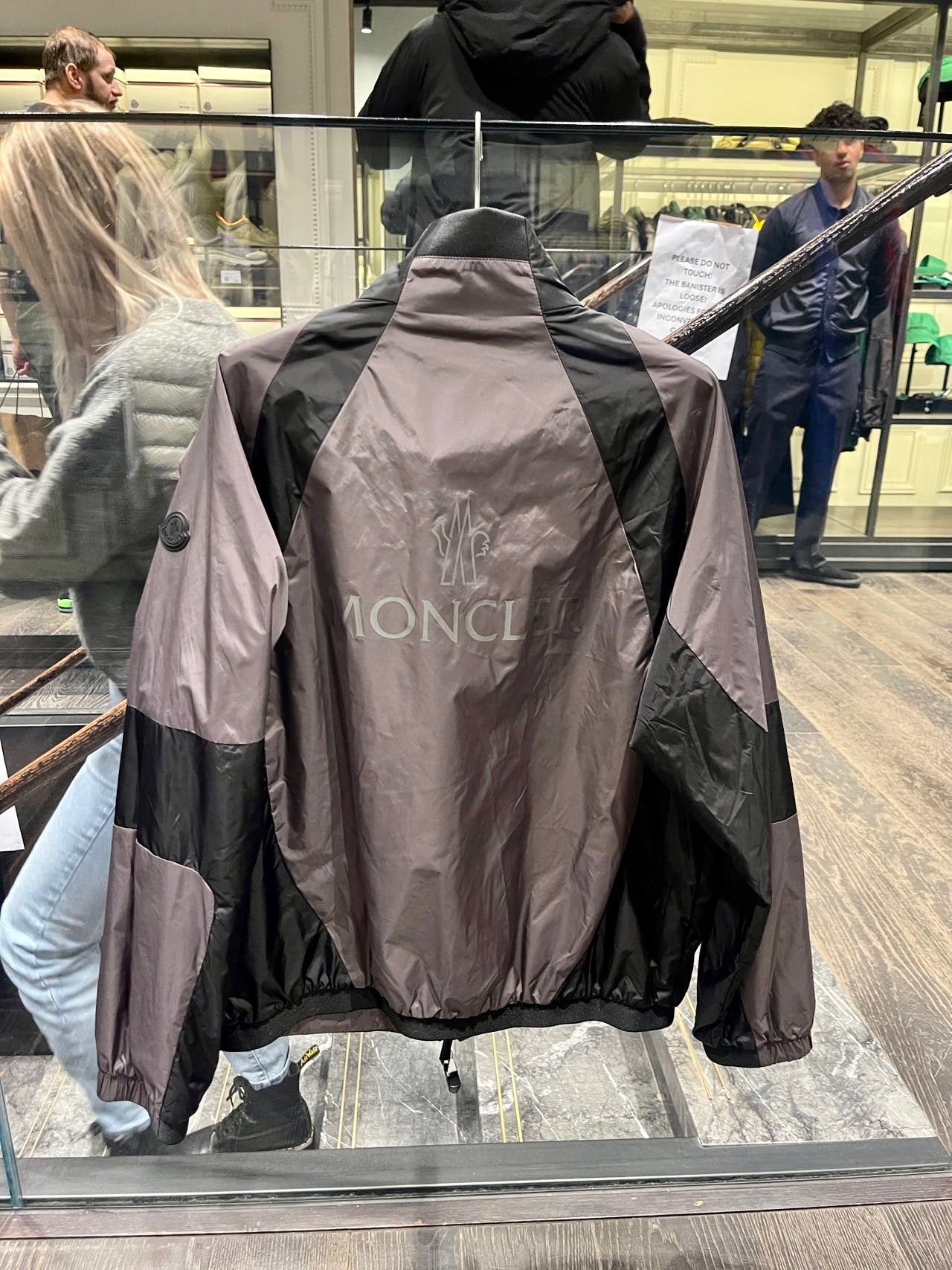 Wind breaker Jacket