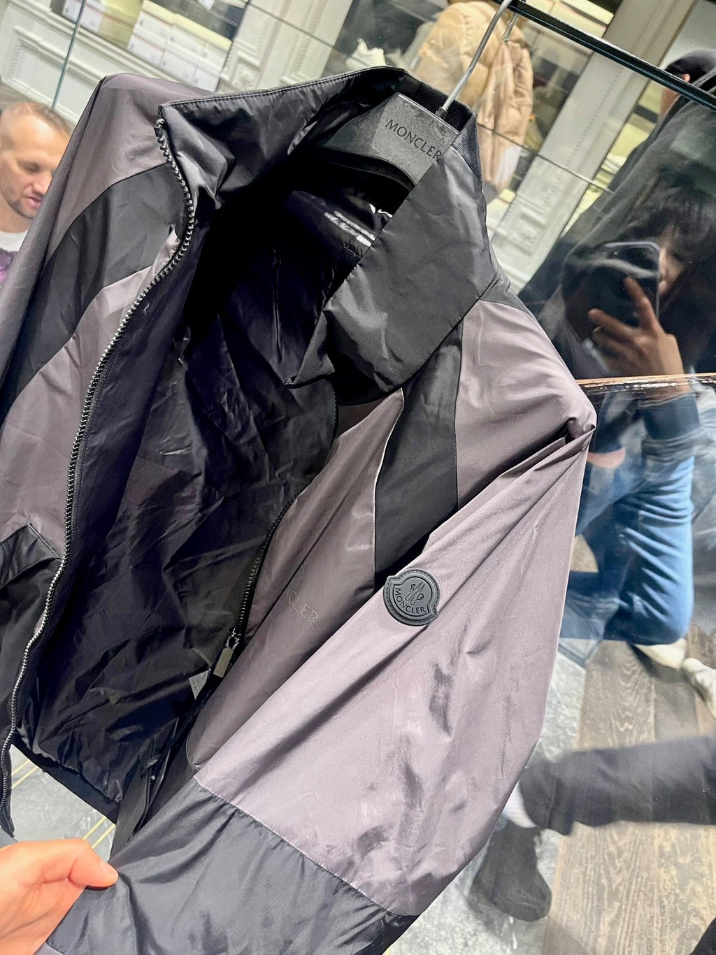 Wind breaker Jacket