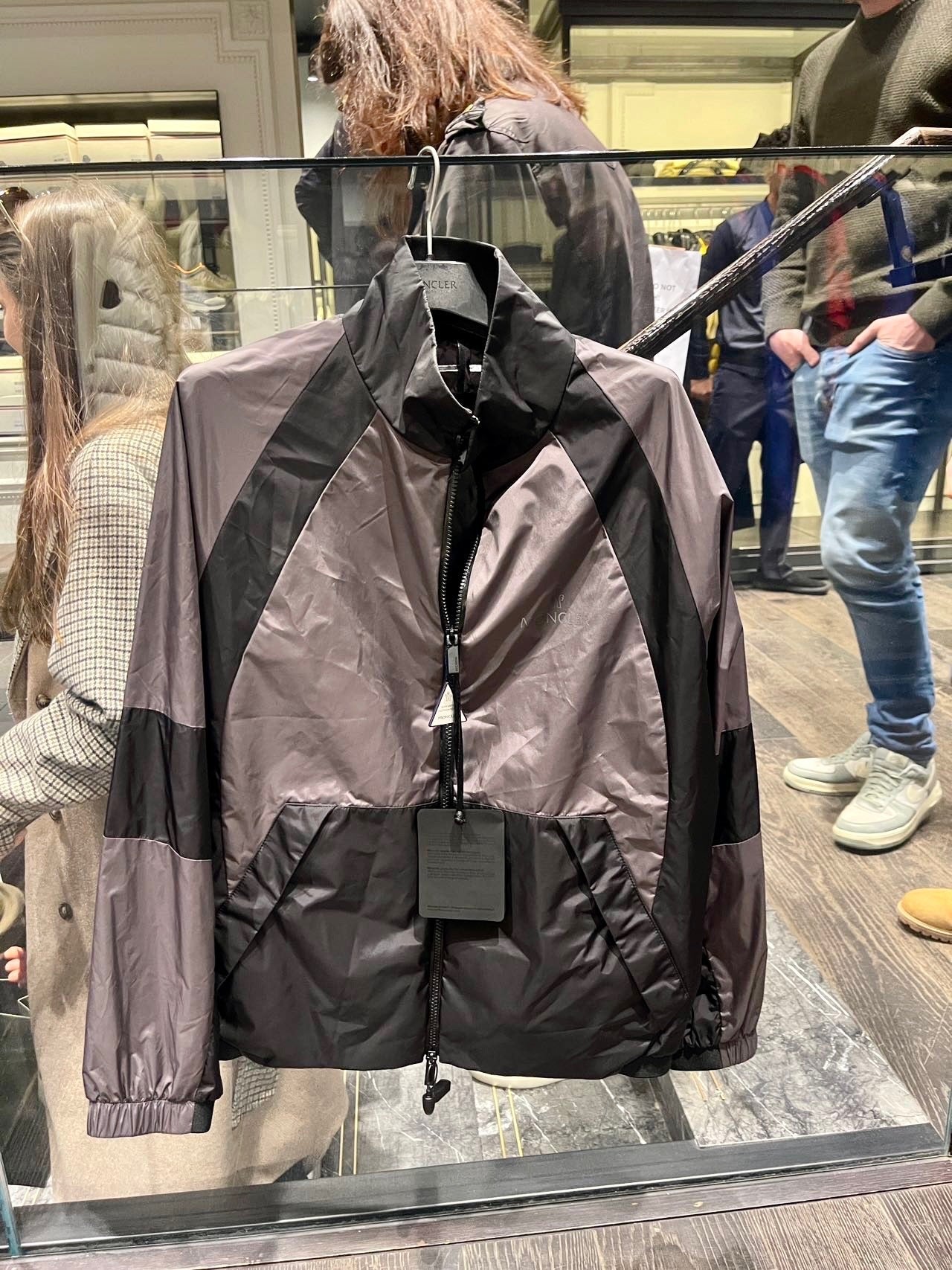 Wind breaker Jacket