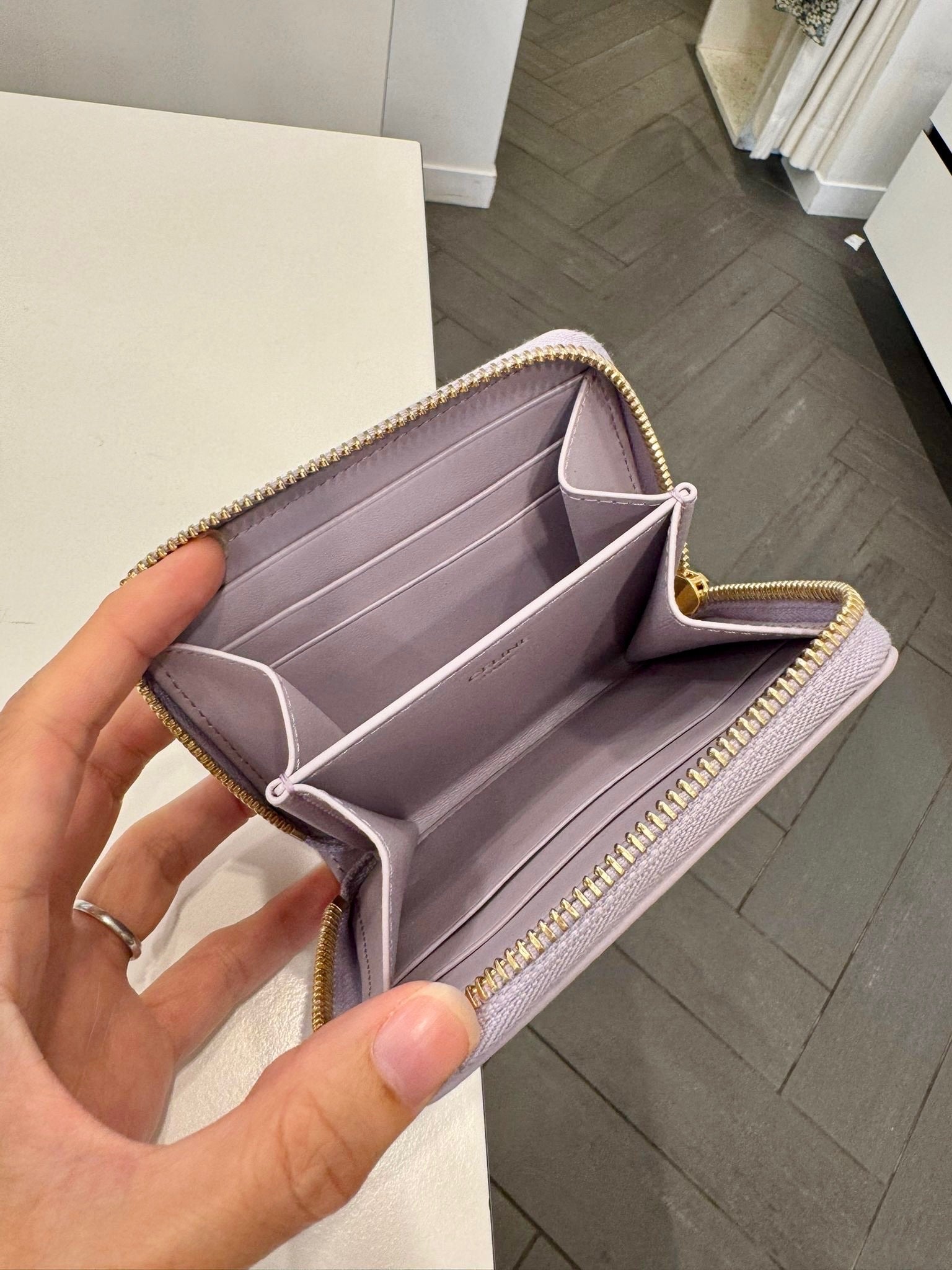 Compact Zipped wallet