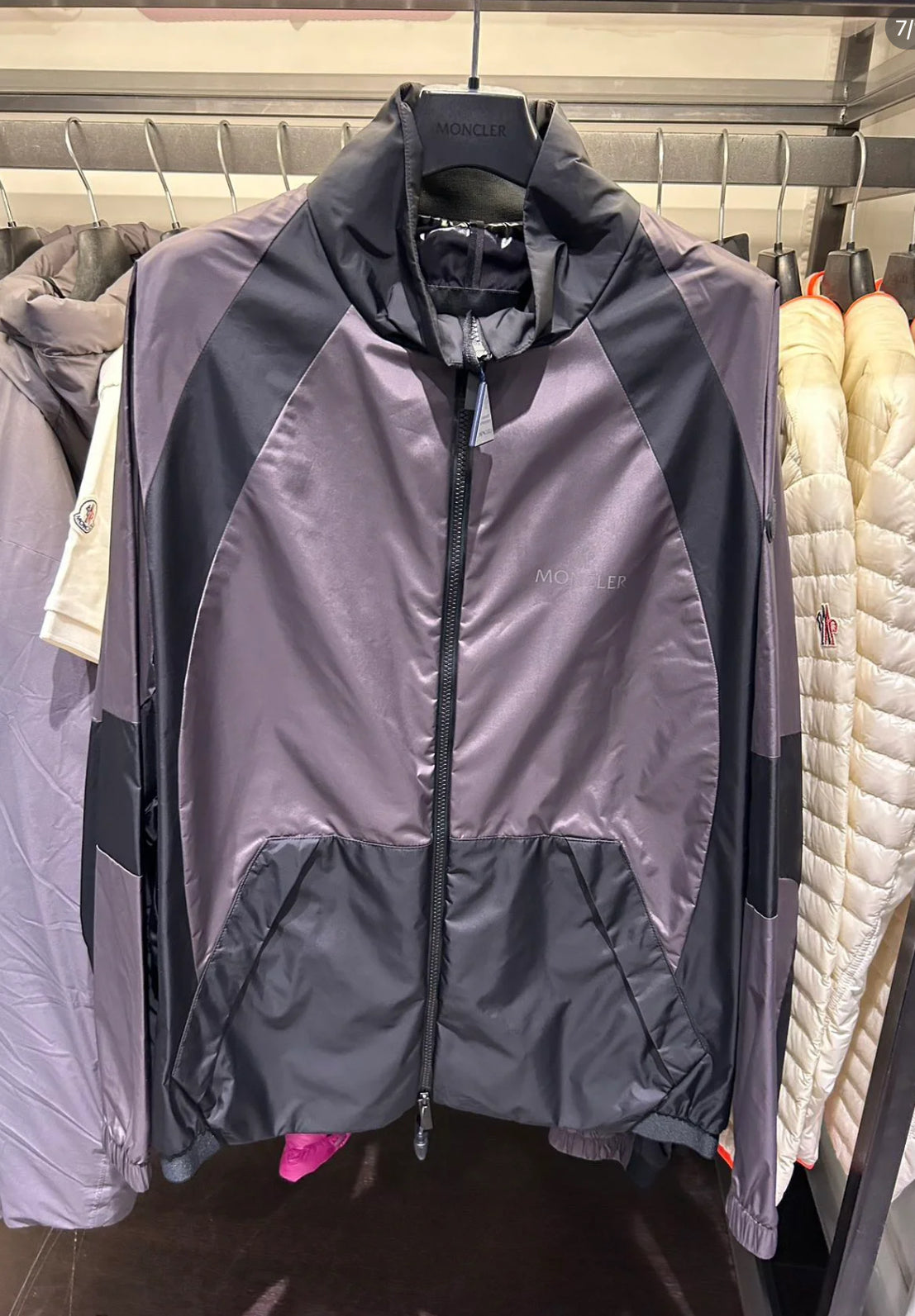 Wind breaker Jacket